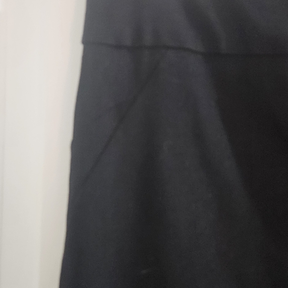 RW&CO Solid Pencil City Skirt - 21'' - Picture 5 of 9